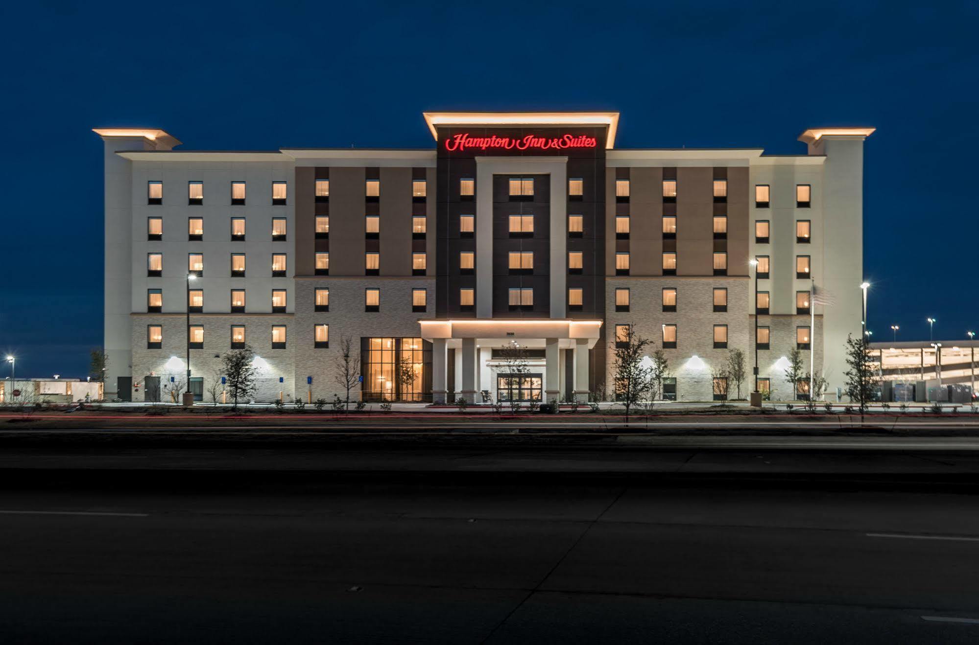 Hampton Inn & Suites Dallas-The Colony Buitenkant foto